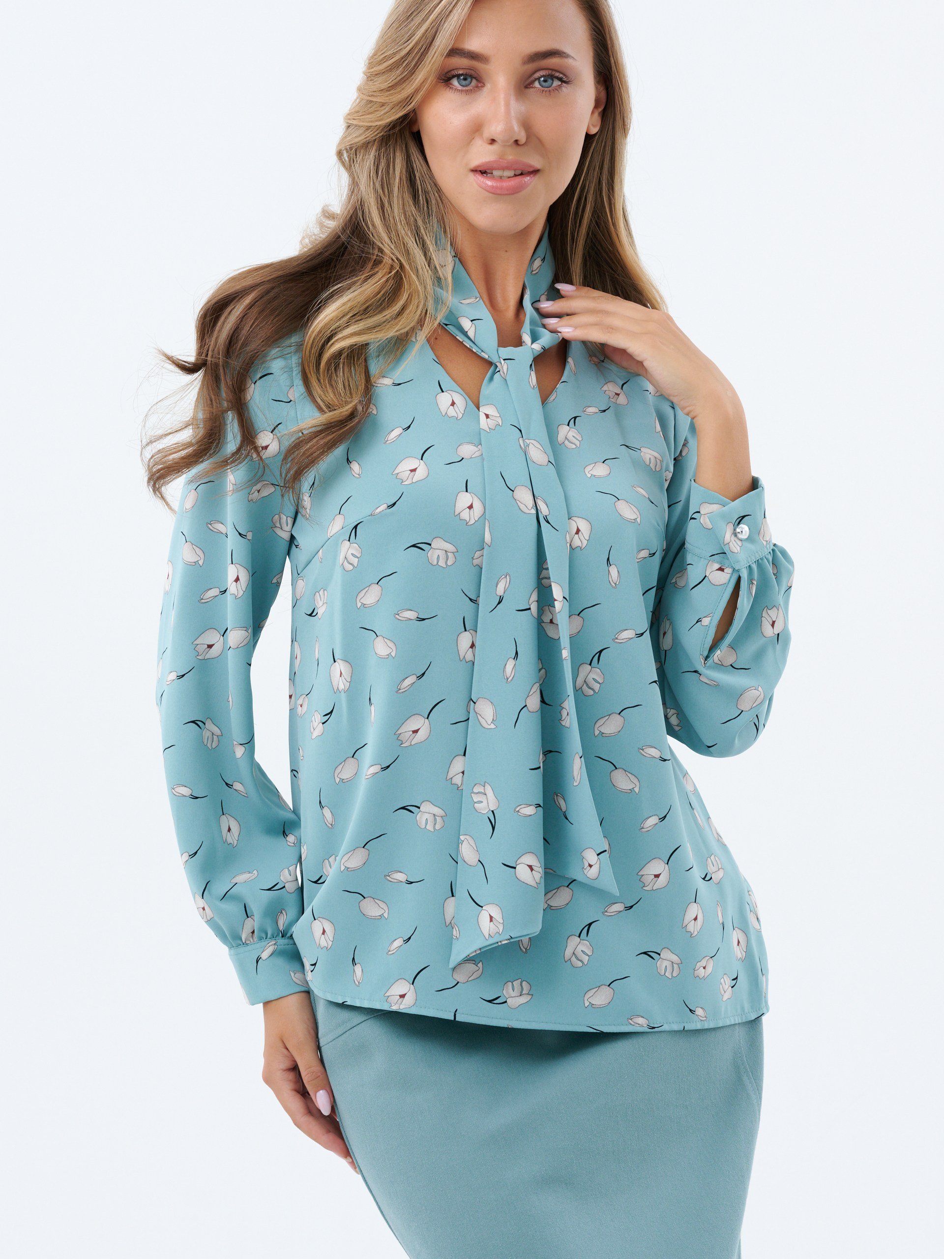 Блузка с завязкой - галстуком бирюза